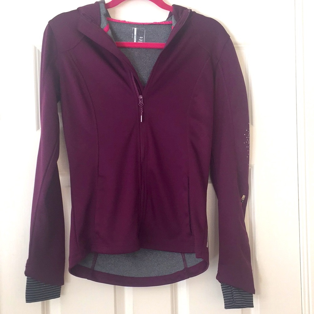 Mondetta jacket